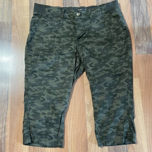 Lee Riders CAMO CAPRI Pants Stretch Waist - Picture 1 of 3